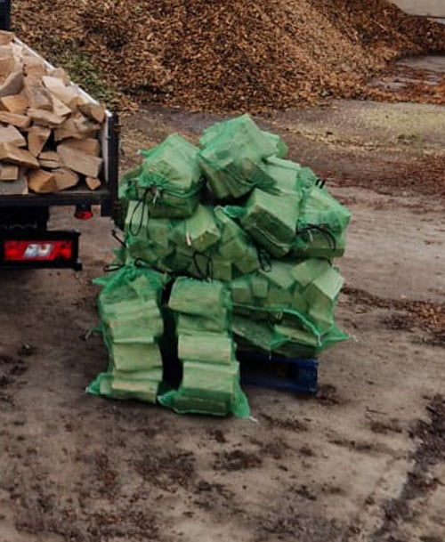 15x large net sacks of kiln-dried hardwood firewood logs, ready to burn